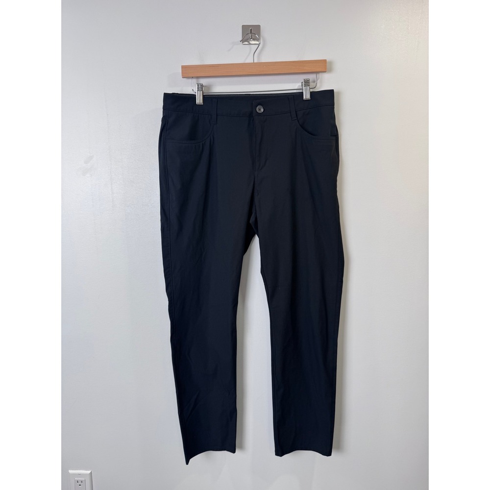 Vuori Men Black Meta Pants Technical Stretch 5-Pocket Trousers V430-S Size 33